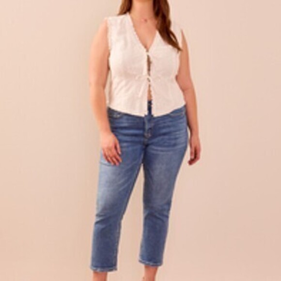 ARULA Tops - ARULA Ivory Lace-Trim Sleeveless Button Front Top